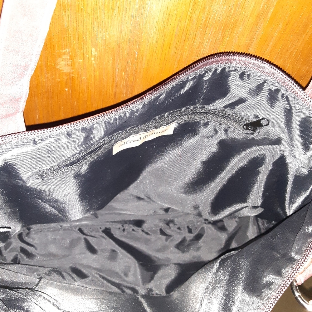 Purse - Picture 2 of 2